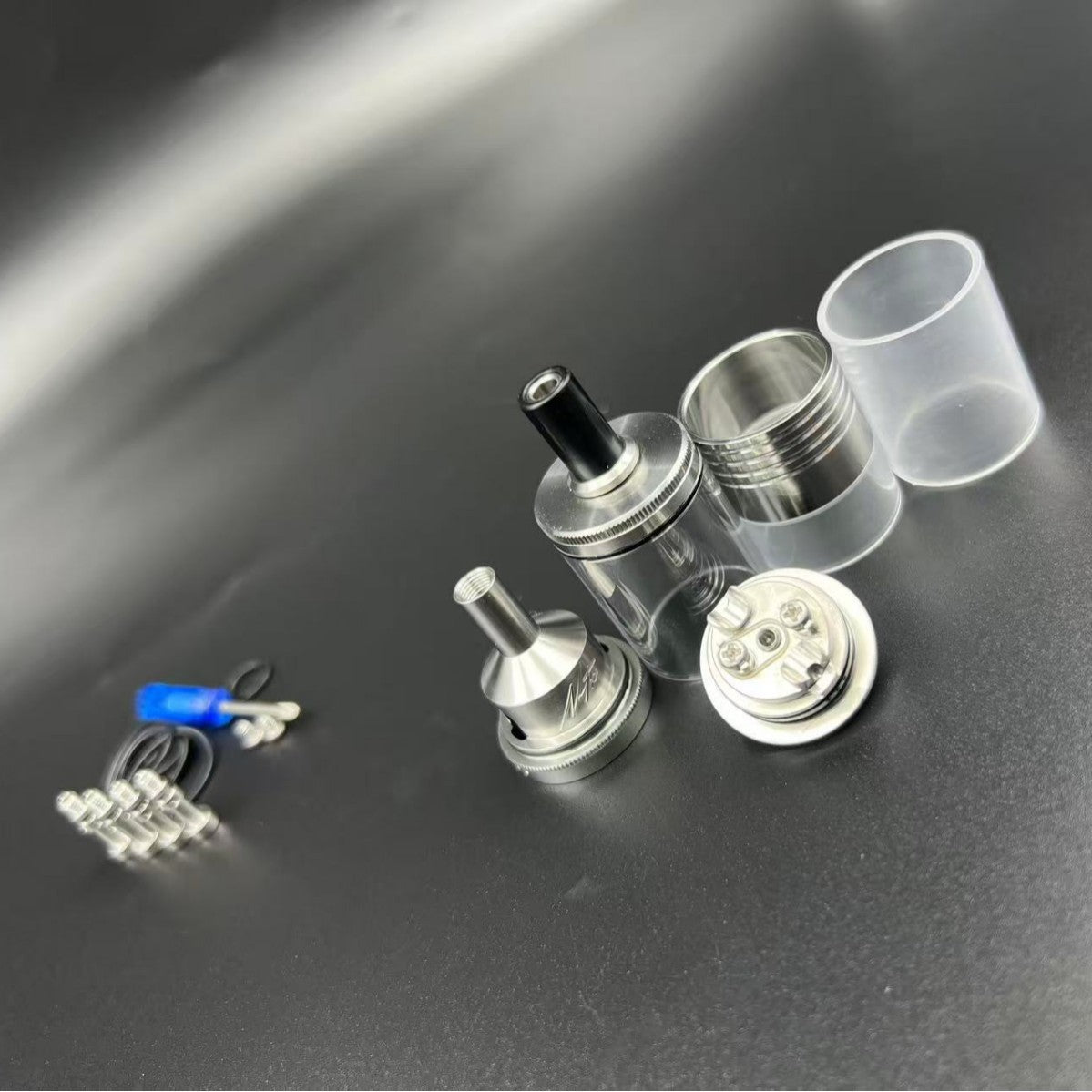 DDSX Netsu RTA Atomizer OD22mm 316 Stainless Steel Black with 1.0/1.2/1.5/1.8/2.0mm Airflow Control Screws