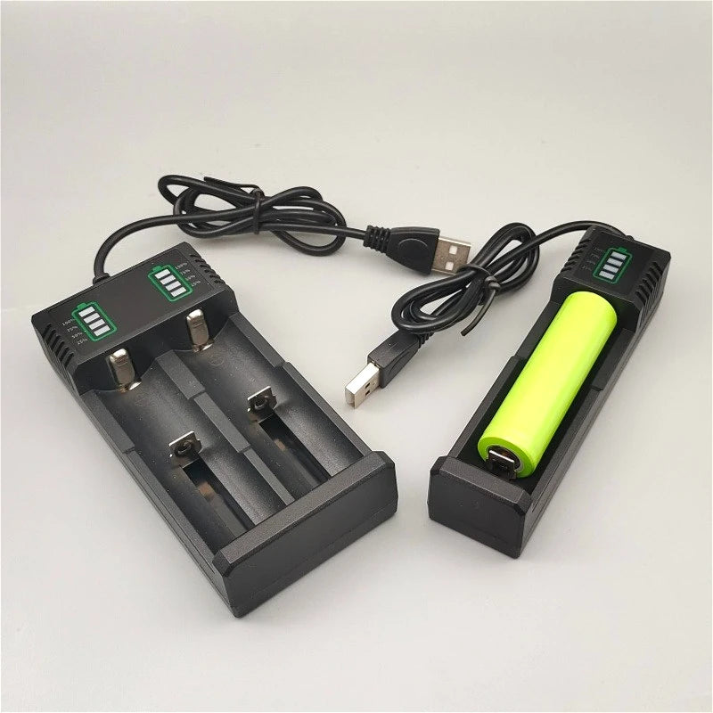 21700 4.2V Lithium Battery Charger for USB Single-slot, Dual-slot and Quad-slot Flashlights, Hair Clippers and Megaphones